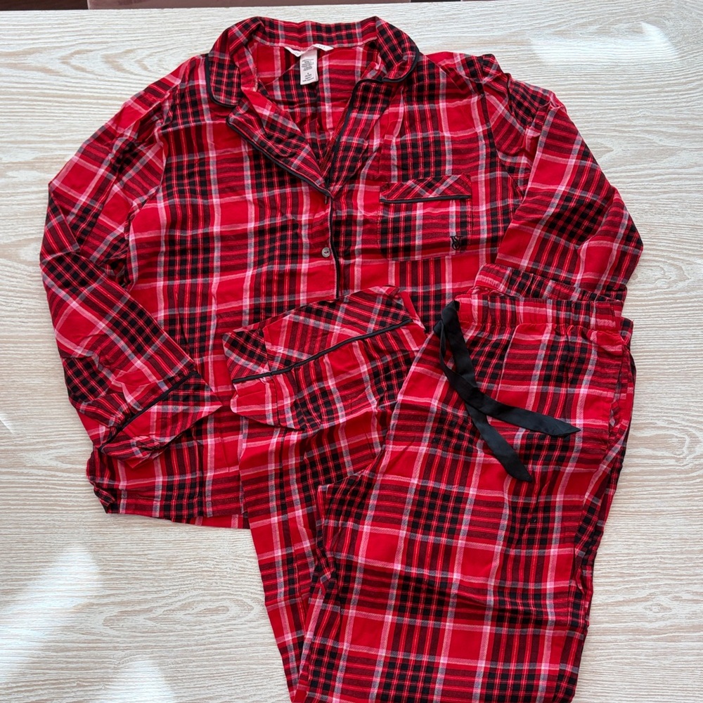 Victoria's Secret Red and Black Plaid Pajama Set